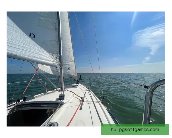 帆船入门指南：从零开始学习帆船基础知识及技巧