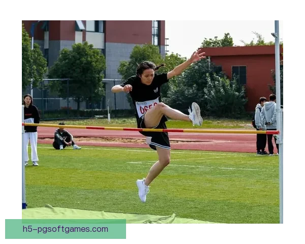 探寻滑冰新境界：突破技艺，尽展飒爽身姿