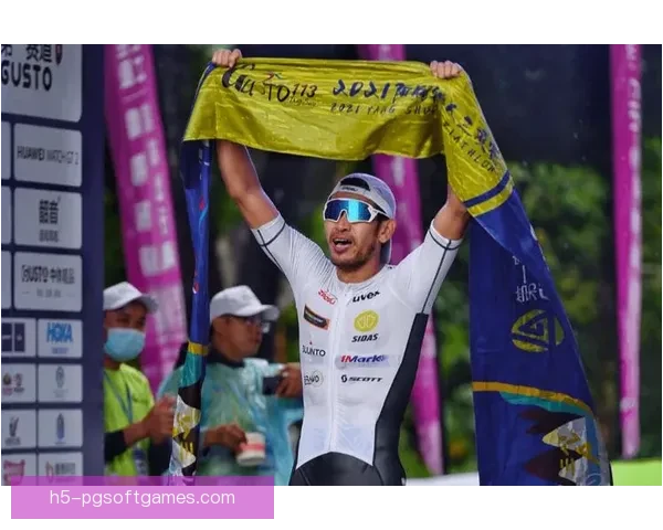 挑战极限：探寻铁人三项世界纪录的奥秘