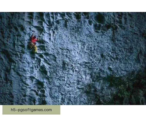 攀岩技巧大揭秘：全方位攻略视频分享